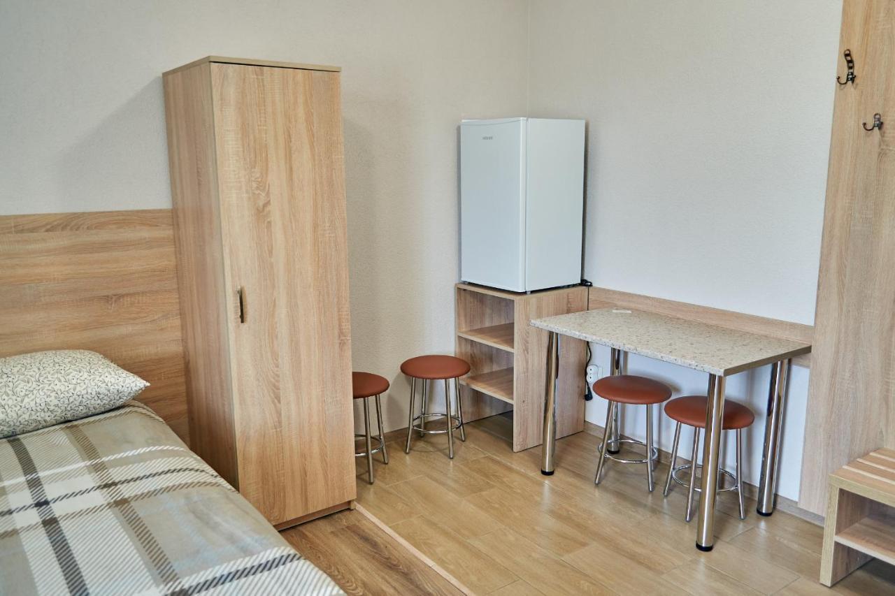 Каприз Hotel Kamianets Podilskyi Bagian luar foto
