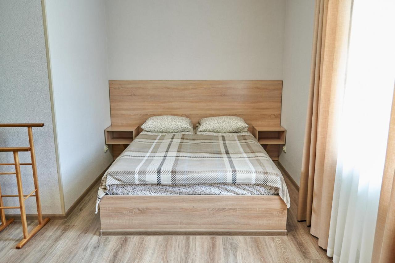 Каприз Hotel Kamianets Podilskyi Bagian luar foto