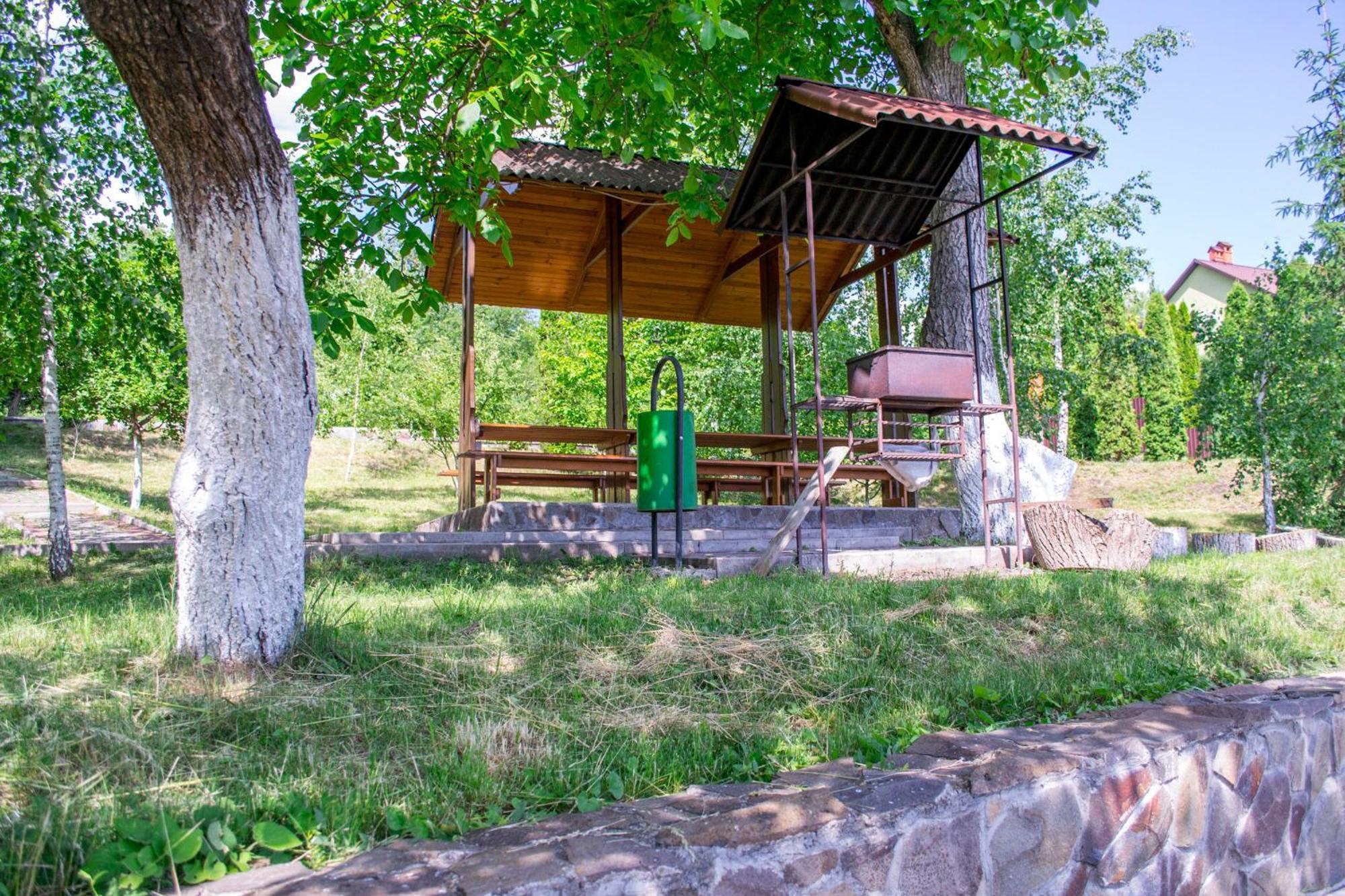 Каприз Hotel Kamianets Podilskyi Bagian luar foto